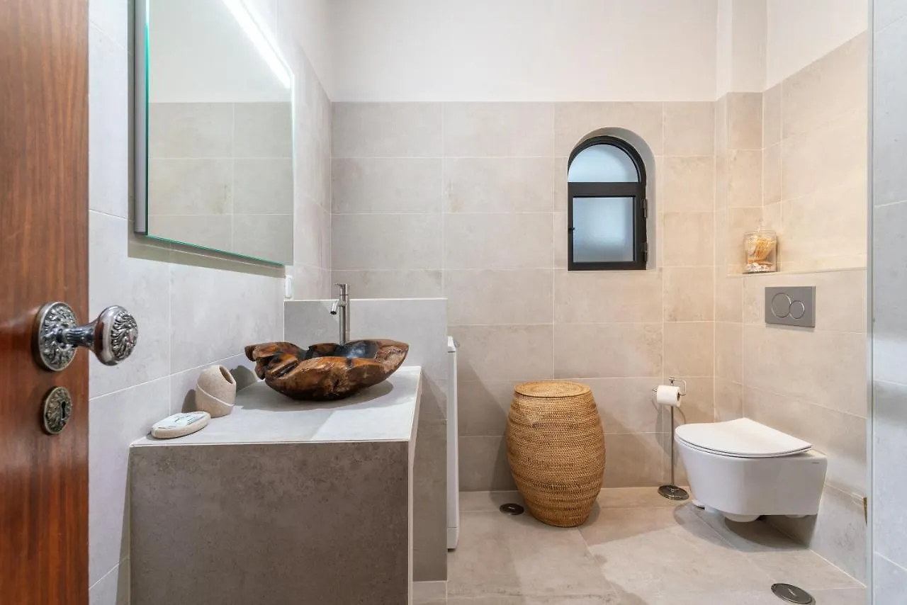 Privilege Casa Da Videira With Swimming Pool, Quelfes - Olhao Villa