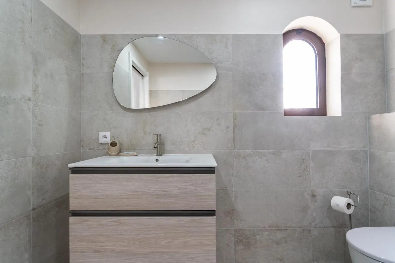 Privilege Casa Da Videira With Swimming Pool, Quelfes - 奥良 0*,